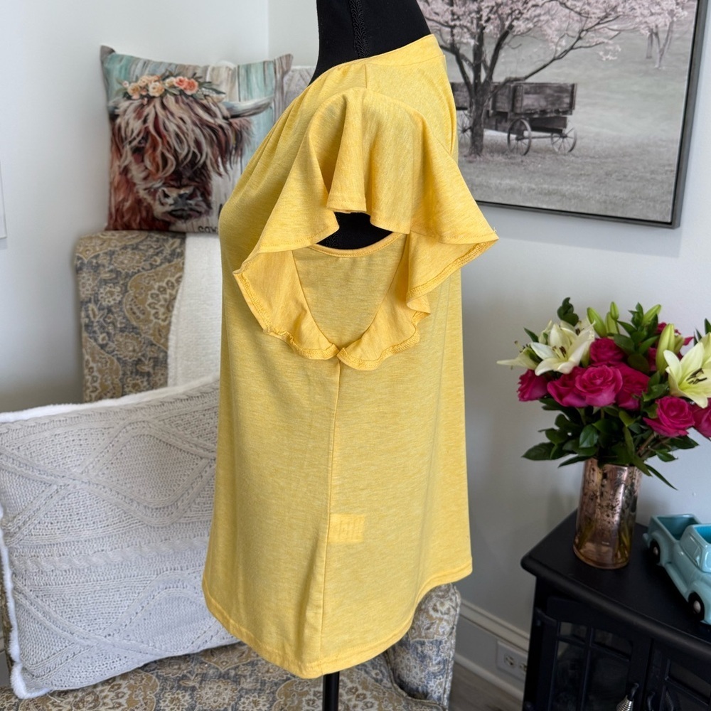 Yellow Ruffled Flutter Sleeve Blouse - Picture 5 of 6